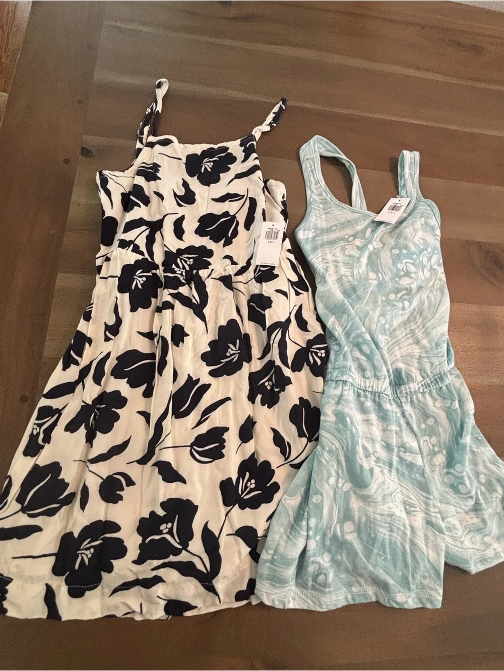 Old Navy Navy Set of dresses (2 items) - NWT, size 6-7
